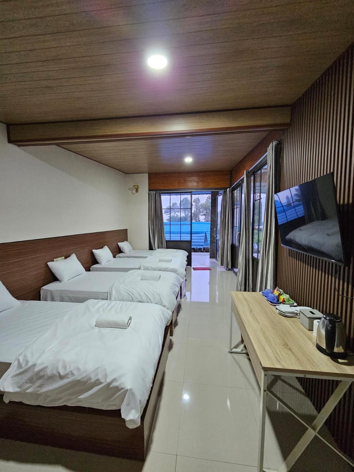 Bromo Camp House Hotel Ngoại thất bức ảnh