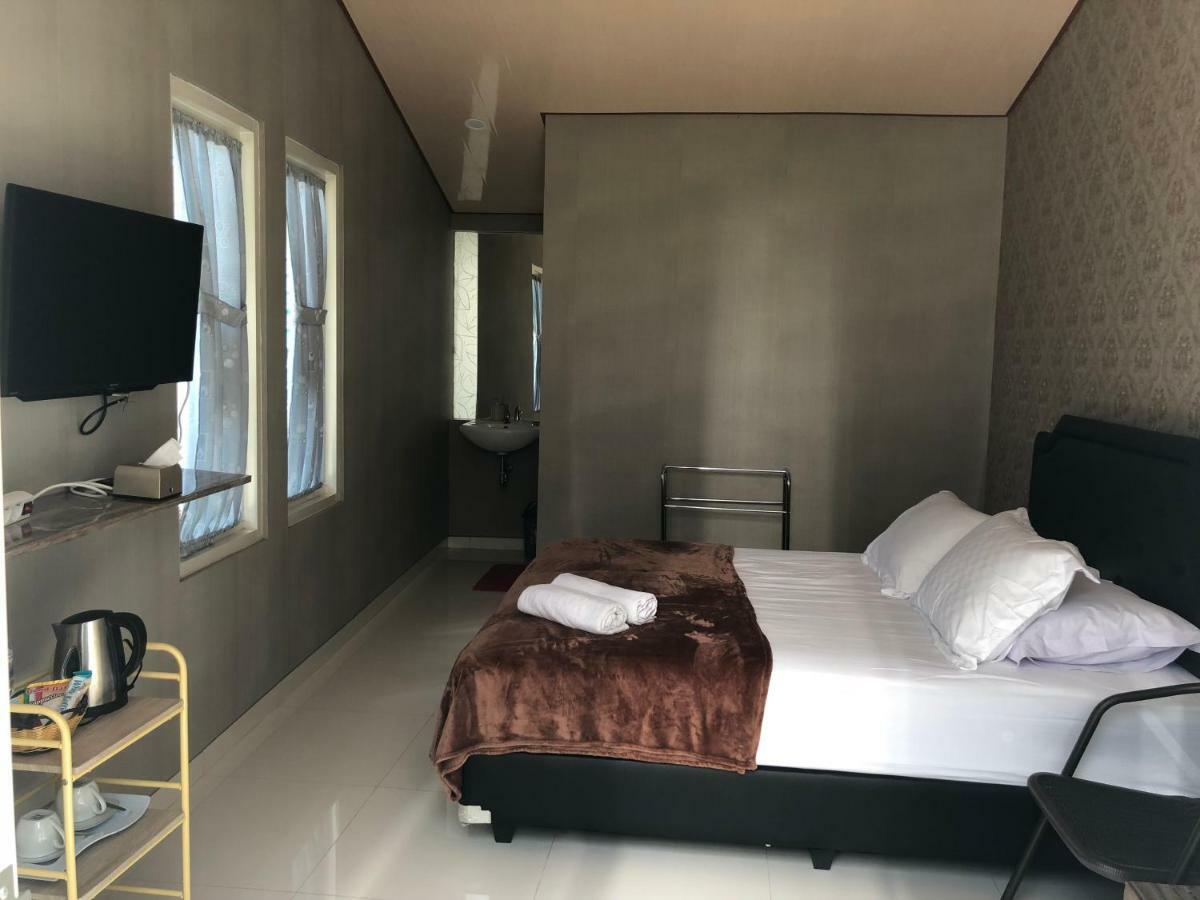 Bromo Camp House Hotel Ngoại thất bức ảnh